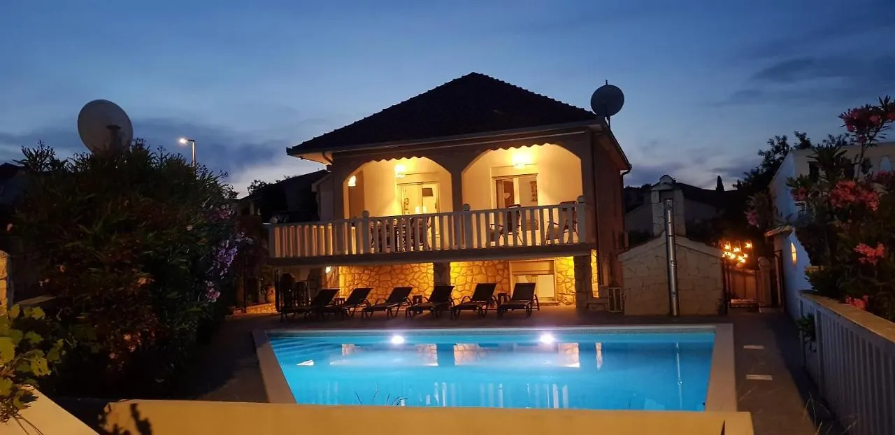 Mooi Kroatie Vakantiehuis Trogir
